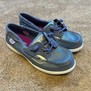 Sperry Girls Shoresider Boat Shoes, size 2.5 NWOT